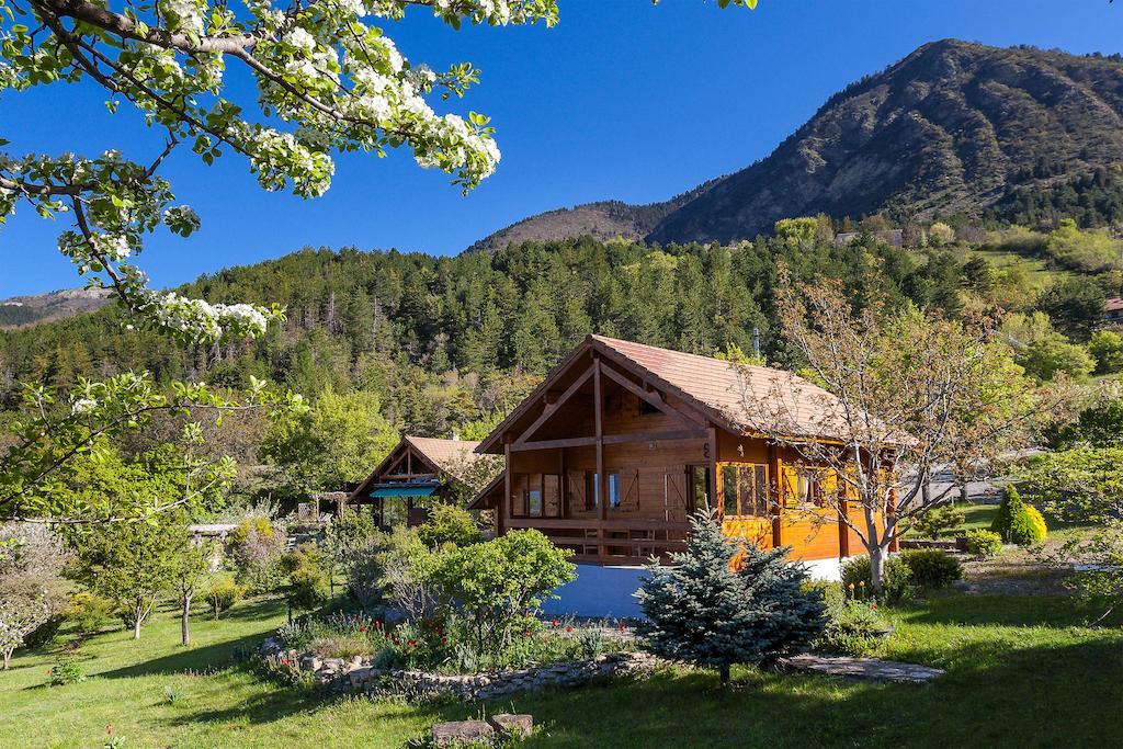 Chalet Carpe Diem La Batie-Neuve Номер фото